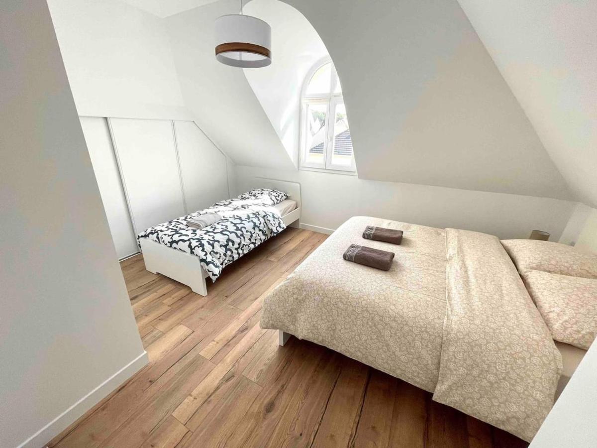 Family House Ferienhaus Magny-le-Hongre